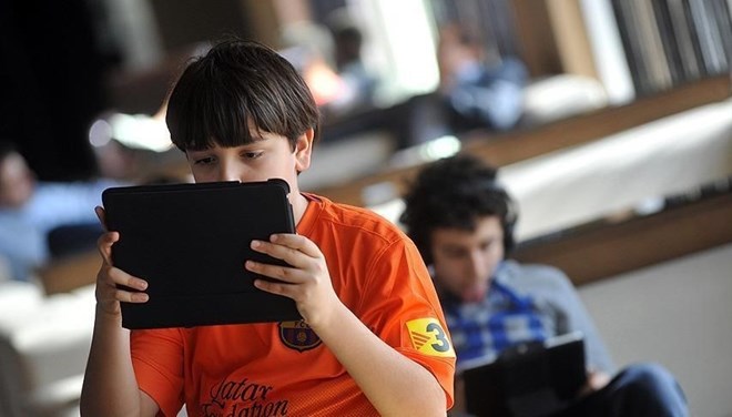 34 BİN 445 ÖĞRENCİYE DAHA TABLET DAĞITIMI BAŞLADI